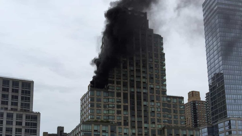 New York: incendio alla Trump Tower a Manhattan, residenza della famiglia Trump