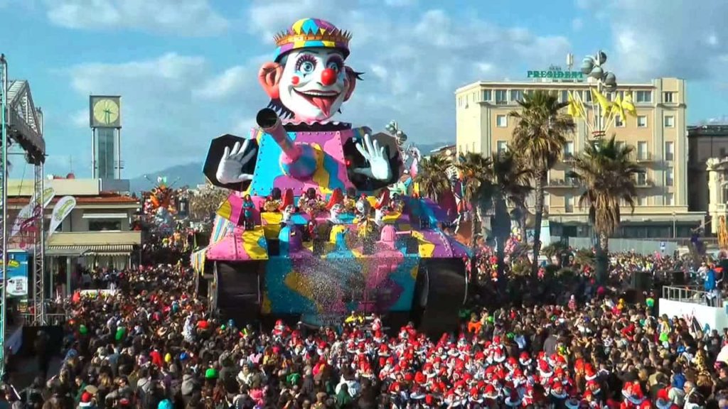 Carnevale di Viareggio 2018: in attesa del quarto Corso il concerto benefico della JC Band!