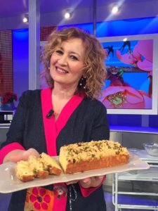 La prova del cuoco, ricette oggi 21 marzo 2018: torta al limone con crosta di pistacchi di Natalia Cattelan