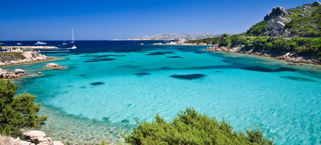 Sereno Variabile Estate: le anticipazioni di oggi sabato 2 giugno 2018. Tappa in Sardegna!